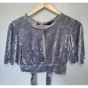 New Look Velvet Crop Top Gray Tie Back Keyhole Flared‎ Sleeve US 6